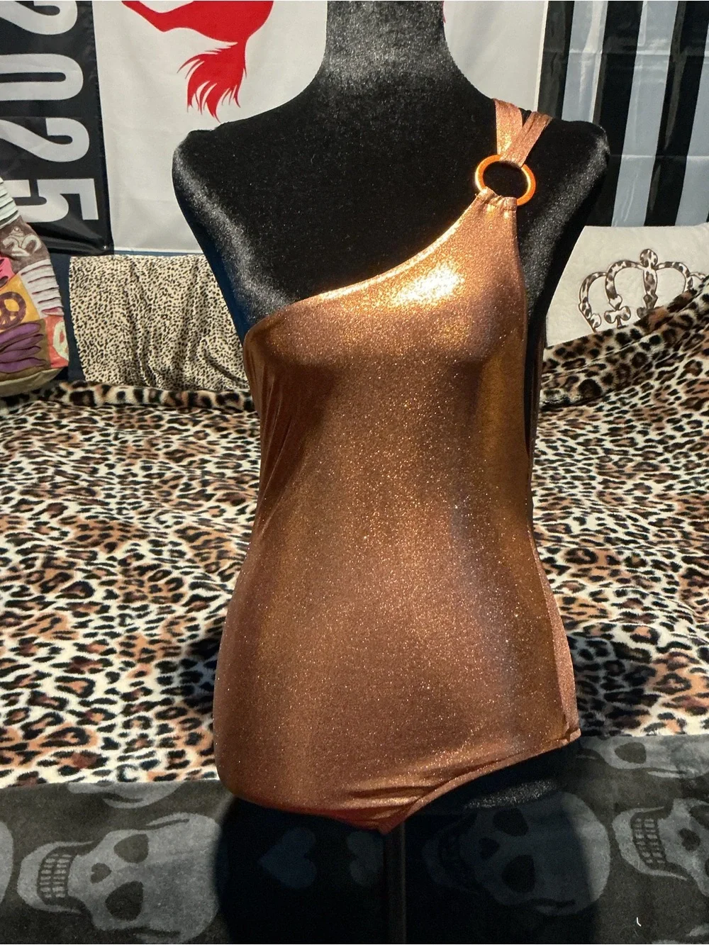 XS Sports Illustrated One-Shoulder Metallic Copper Swimsuit - Picture 2 of 3